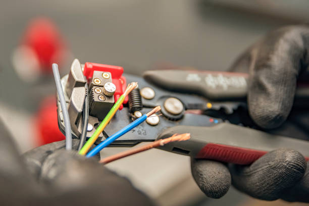 Best Emergency Electrician Near Me  in Sterling, IL